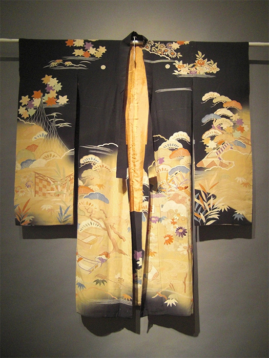 Kimono (Woman’s Robe)